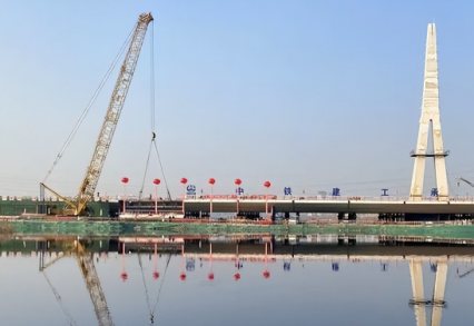 靖城路改擴建工程墨水河大橋建設(shè)使用起重滑車